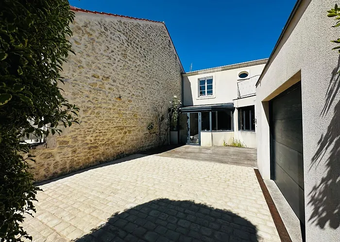 Spacieuse Maison 4 Chambres, Centre Fouras, Proche Plages - Fr-1-709-96 *